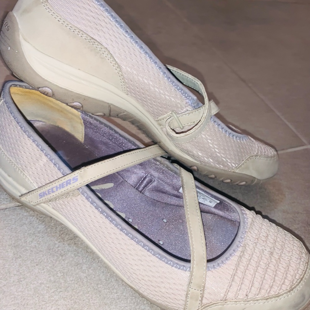 Sketchers Mary Janes